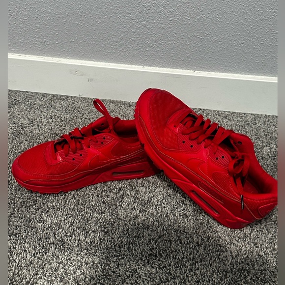 Nike - Picture 1 of 2